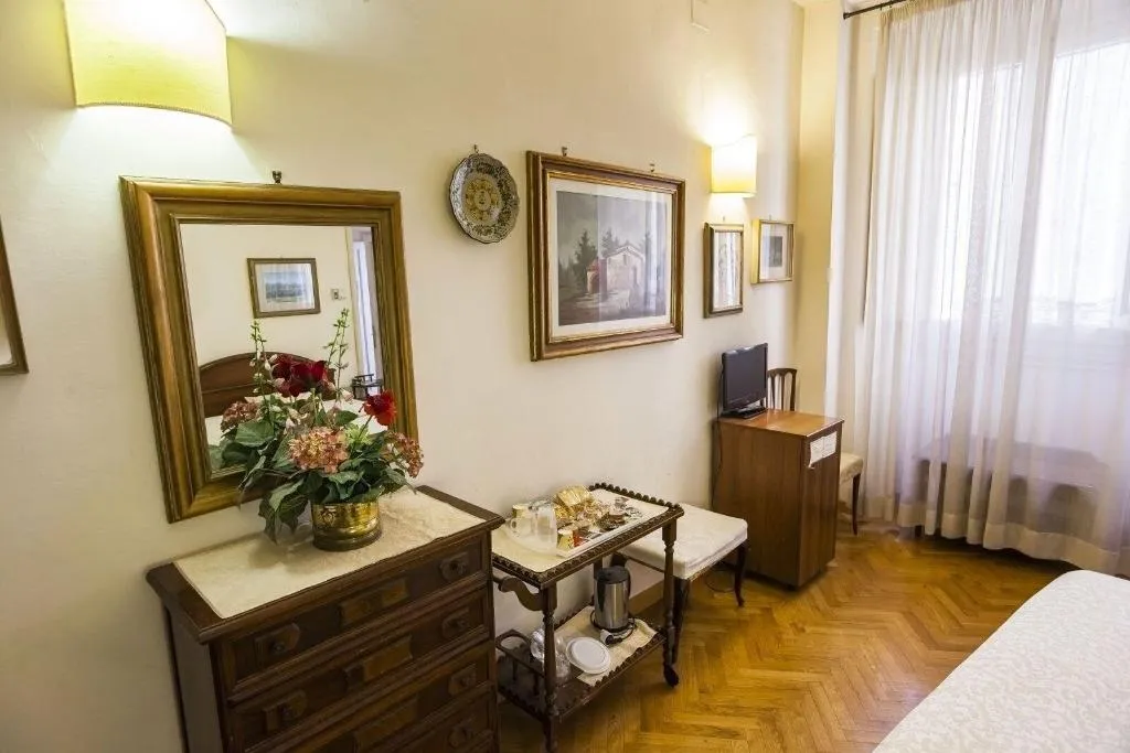 Room, Soggiorno Antica Torre, Florence