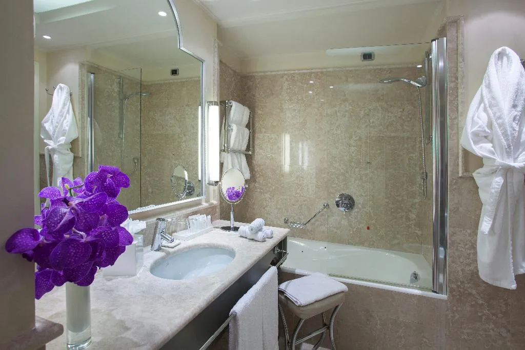 SUITE STANDARD Room, Starhotels Tuscany, Florence