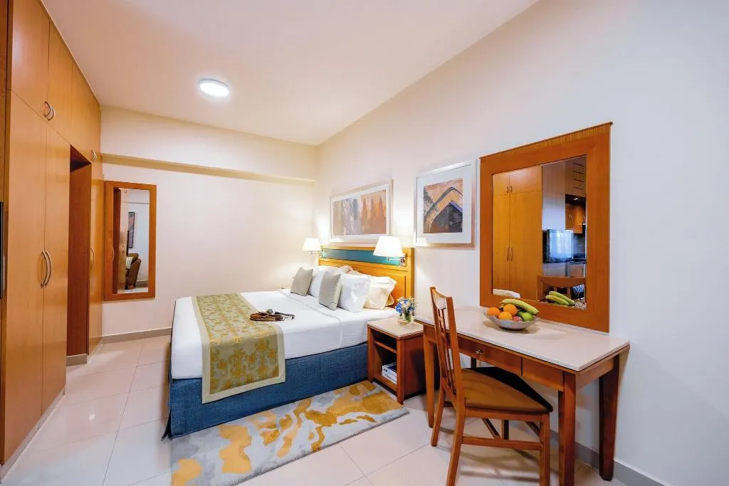 STUDIO PREMIER Room, Golden Sands Hotel Apartments, Dubai