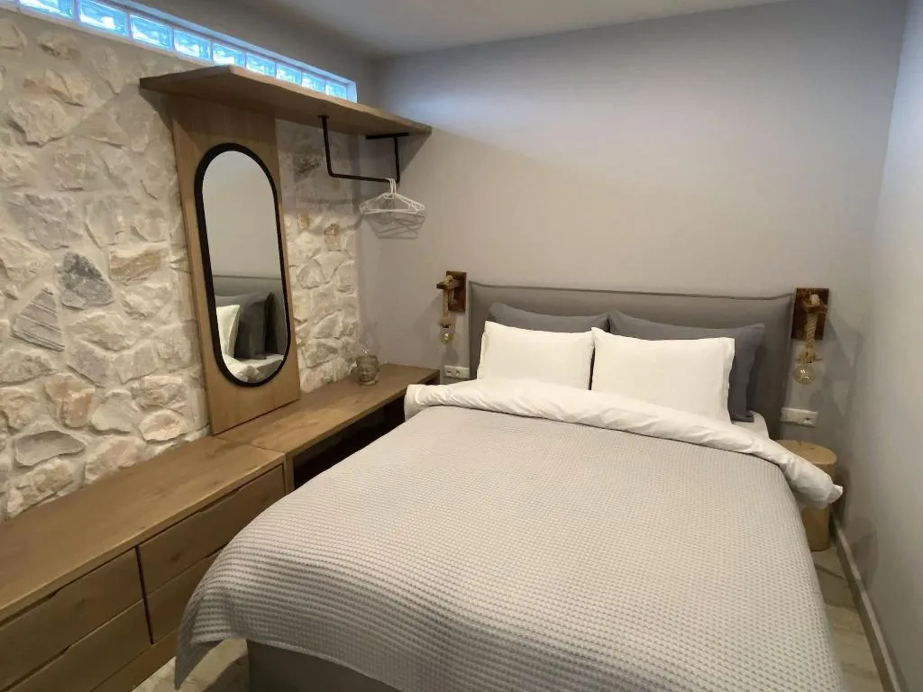 Room, Kali Thea Suites, Halkidiki