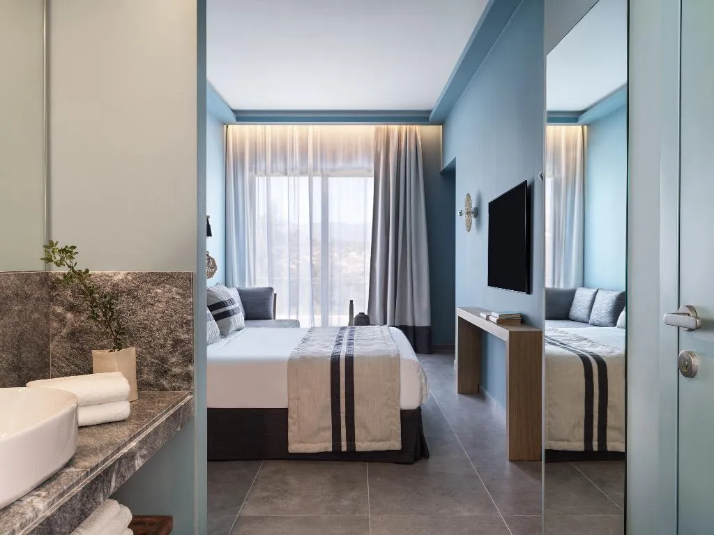 DOUBLE SUPERIOR WITH TERRACE Room, Kalamaki Beach, Athens