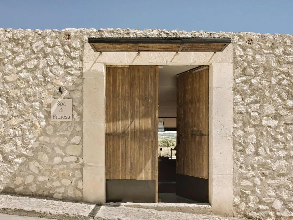 Sports and Entertainment, Finca Serena, Majorca