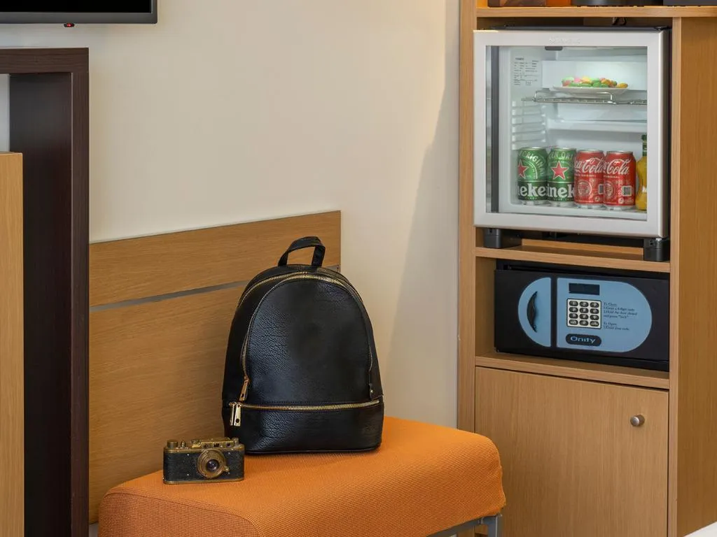 TWIN STANDARD Room, Novotel Madrid Feria and Airport, Madrid