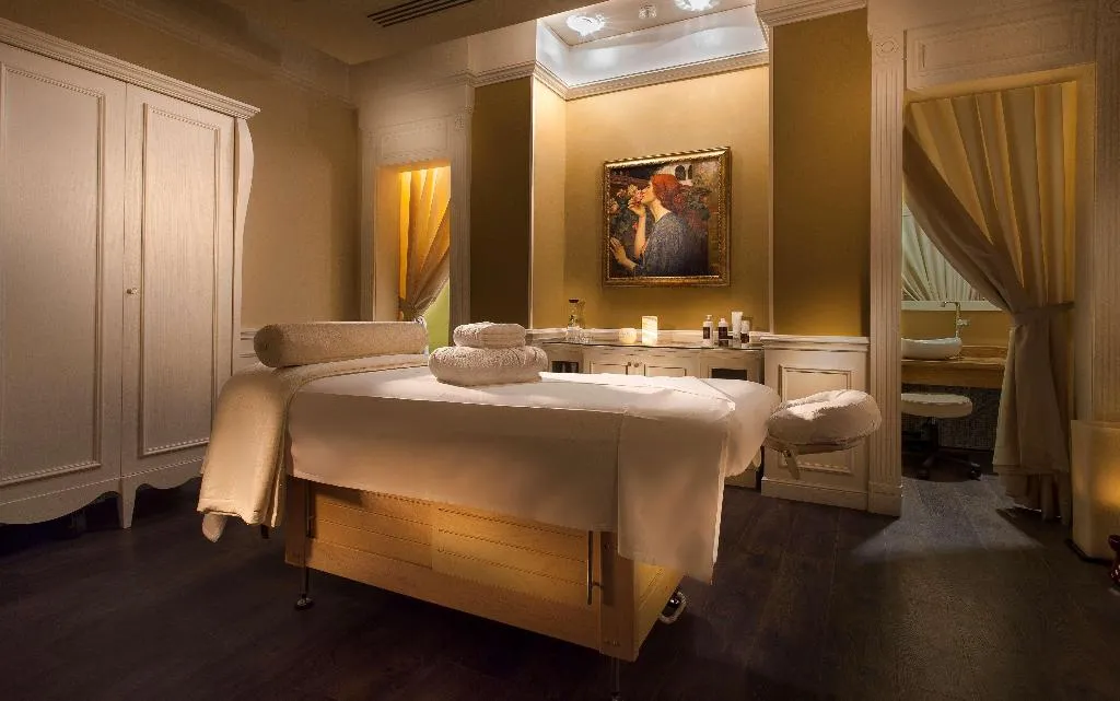 Sports and Entertainment, Kempinski Palace Cairo, Cairo