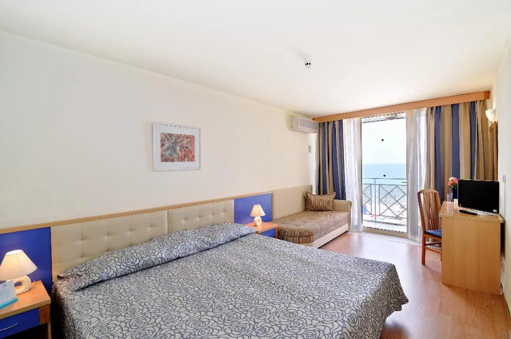 DOUBLE SINGLE USE SEA VIEW Room, Mura, Varna