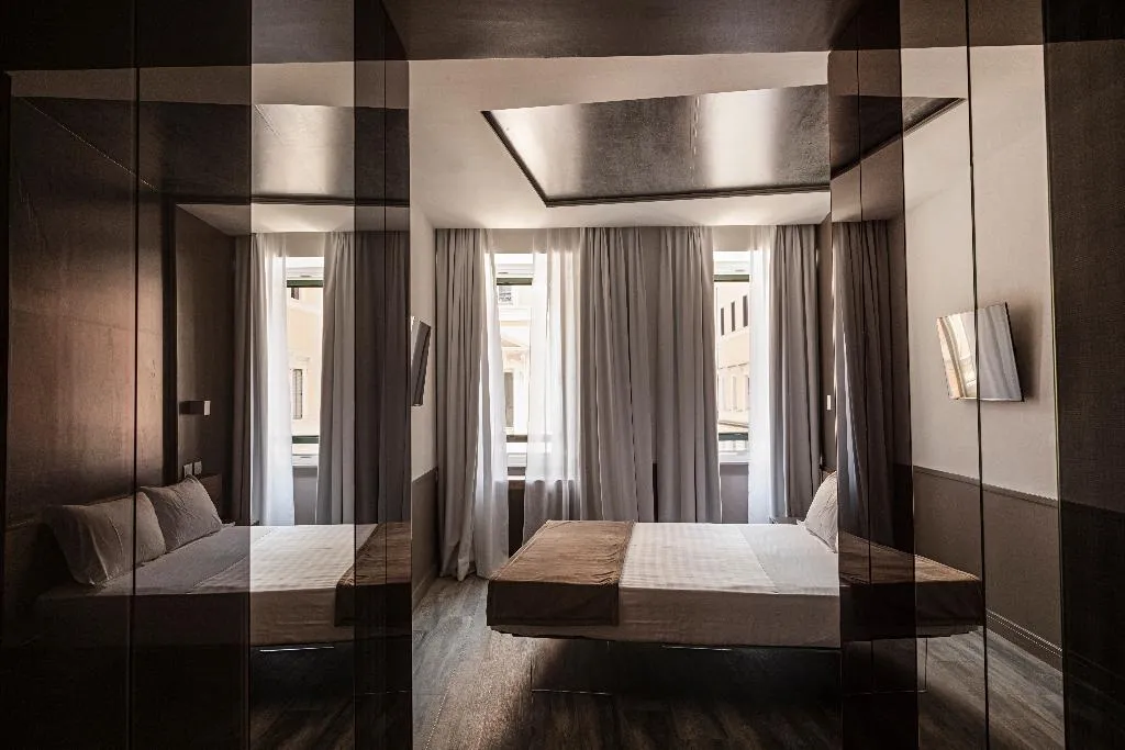TRIPLE SUPERIOR Room, Regno, Rome