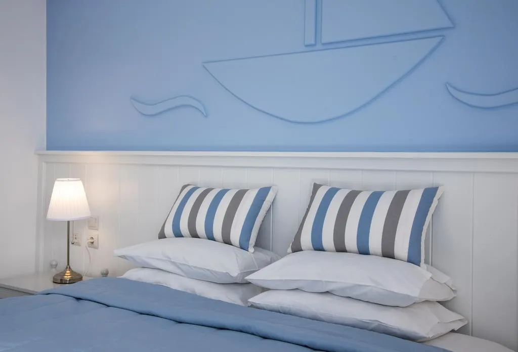 Double or Twin CLASSIC POOL VIEW Room, Naiades Marina Hotel, Crete