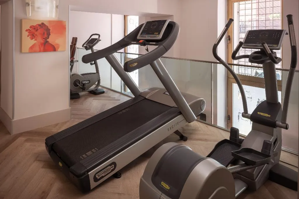 Sports and Entertainment, UNA HOTELS Napoli, Naples