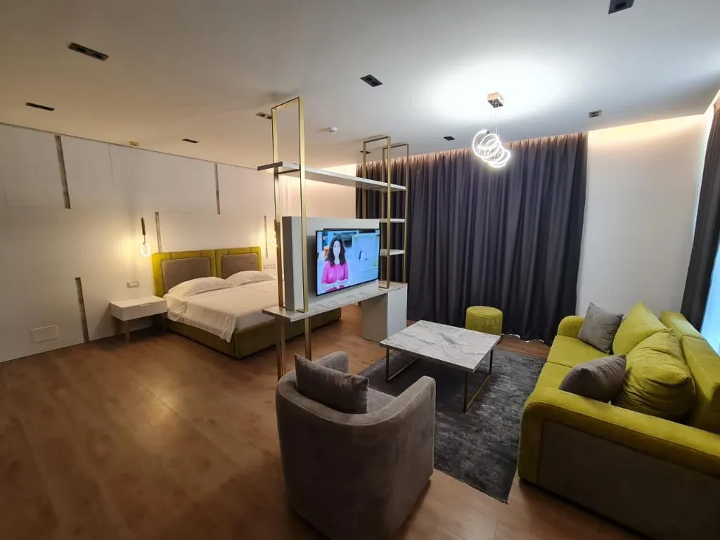 SUITE LUXURY Room, Hotel Regina City, Kavaje
