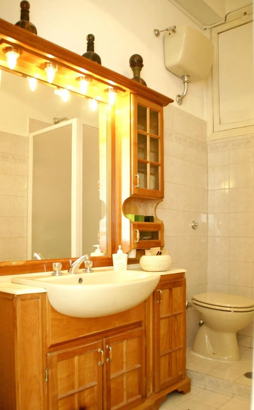 Room, Laterano Inn, Naples