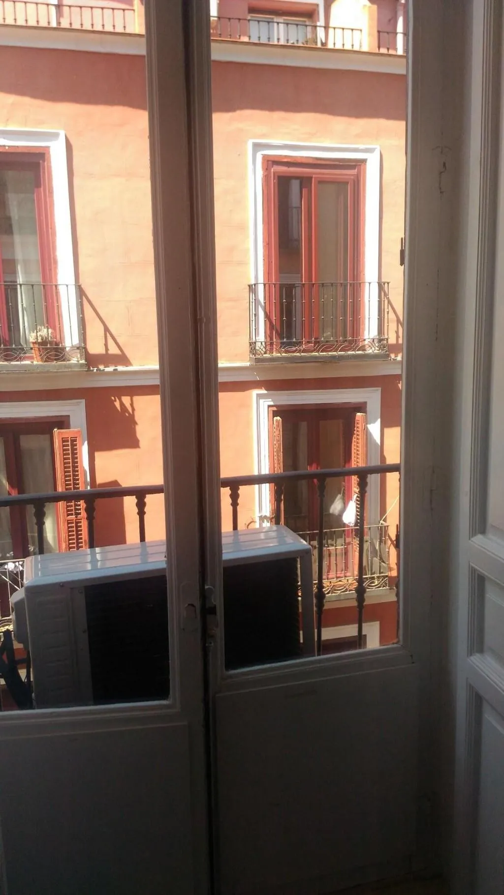 Room, Hostal Alaska, Madrid