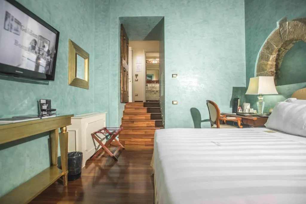 DOUBLE DELUXE WITH JACUZZI Room, Golden Tower Hotel & Spa, Florence