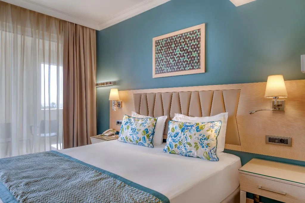 JUNIOR SUITE DELUXE Room, Megasaray Club Belek, Antalya