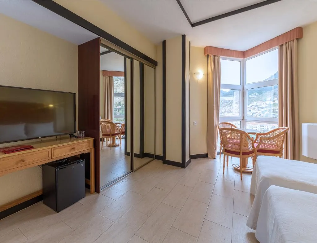 SINGLE STANDARD Room, Baia Madeira Hotel, Madeira