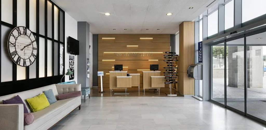 Lobby, Madrid Airport Suites Affiliated By Melia, Madrid