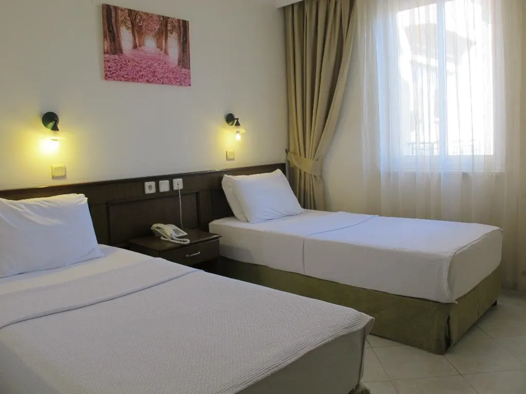Room, Liman Apart, Dalaman