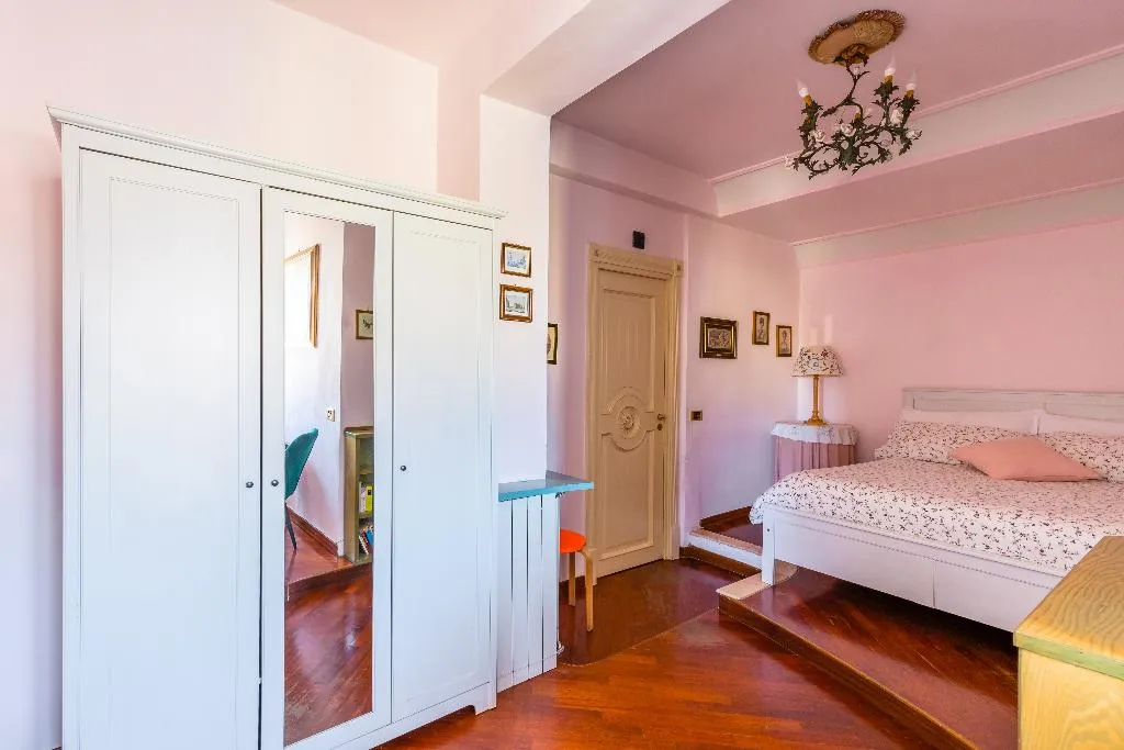 FAMILY ROOM DELUXE CITY VIEW Room, La Casa Di Bruno, Naples
