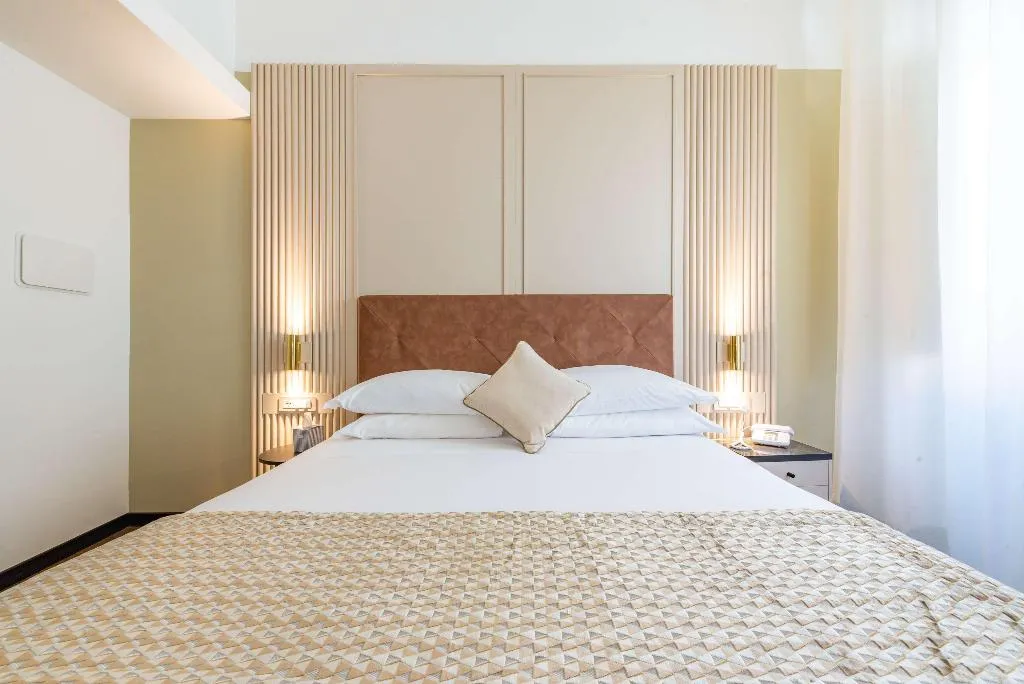 JUNIOR SUITE STANDARD Room, Best Western Art Deco, Rome
