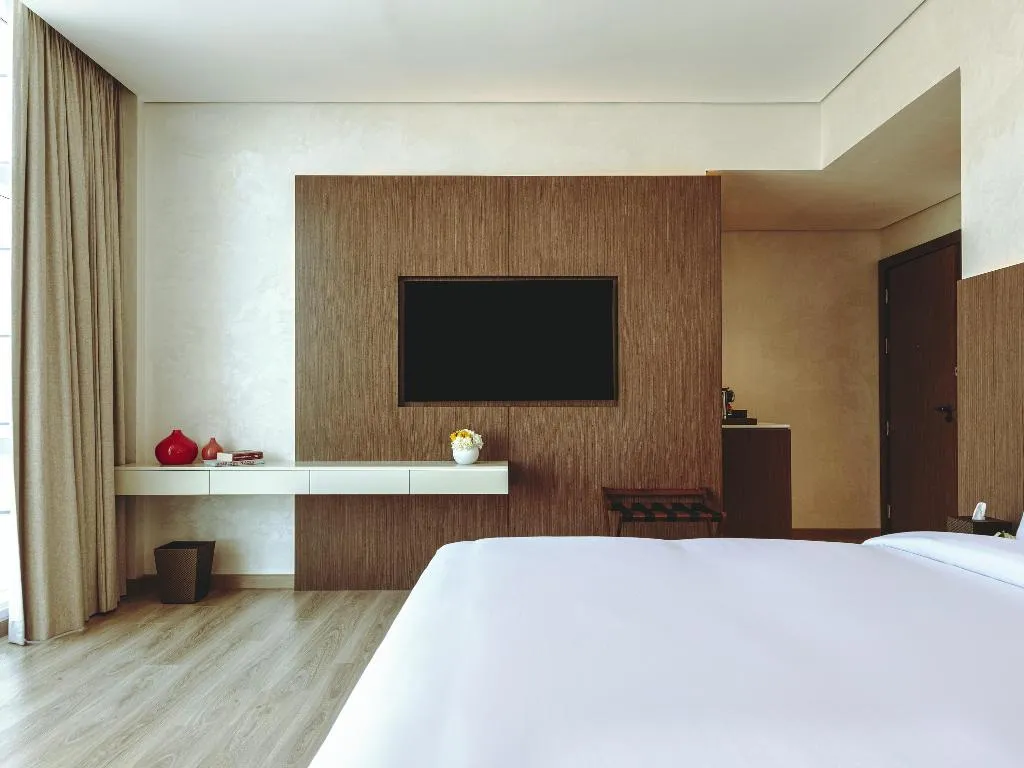DOUBLE PREMIUM CITY VIEW Room, Movenpick Jumeirah Village Triangle, Dubai