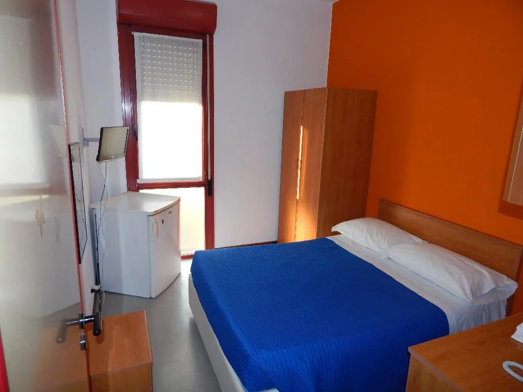 Room, Excel Milano 3 Next, Milan
