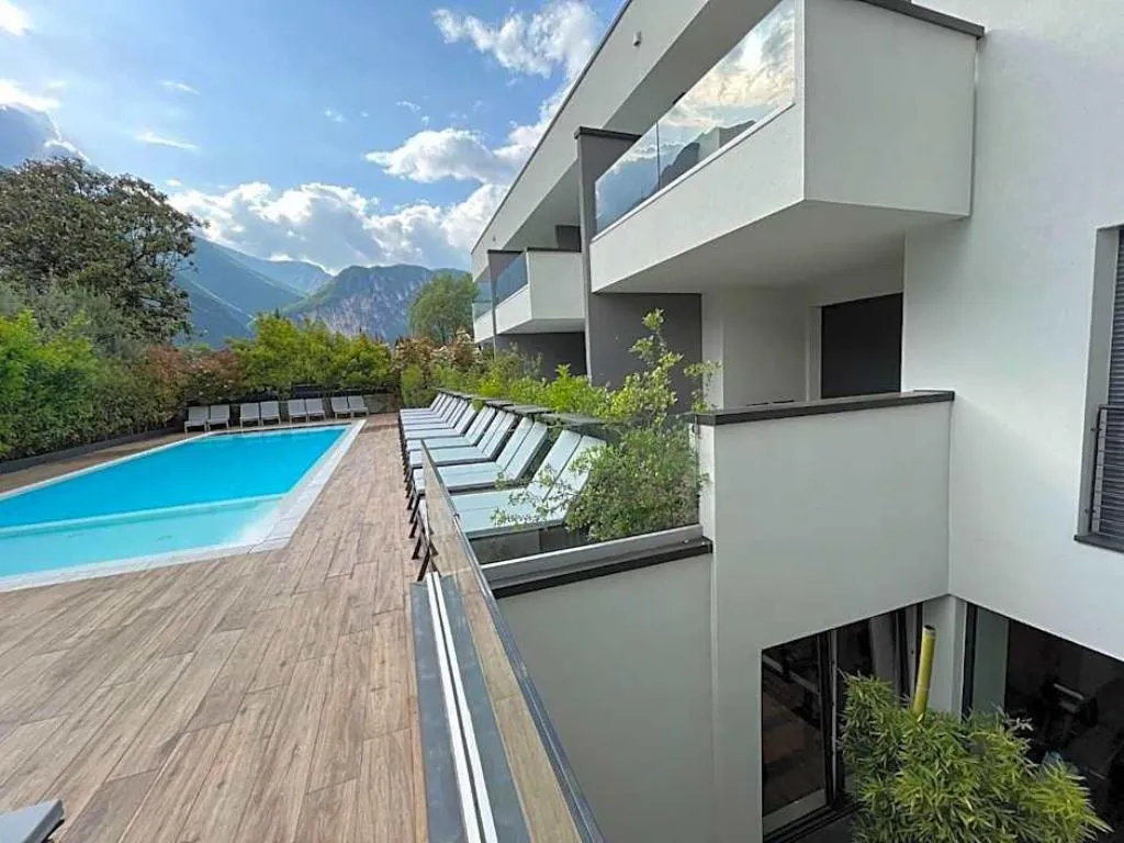 General view, Riva Lake Lodge, Milan