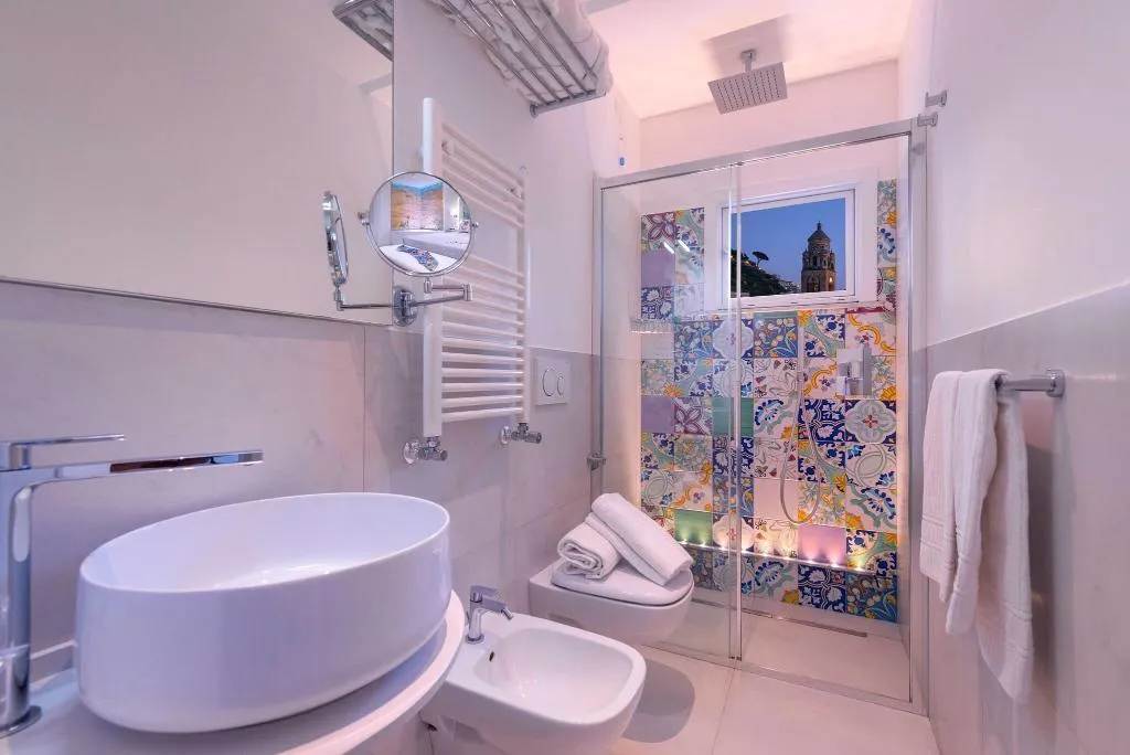 DOUBLE DELUXE CITY VIEW Room, Amalfi, Naples