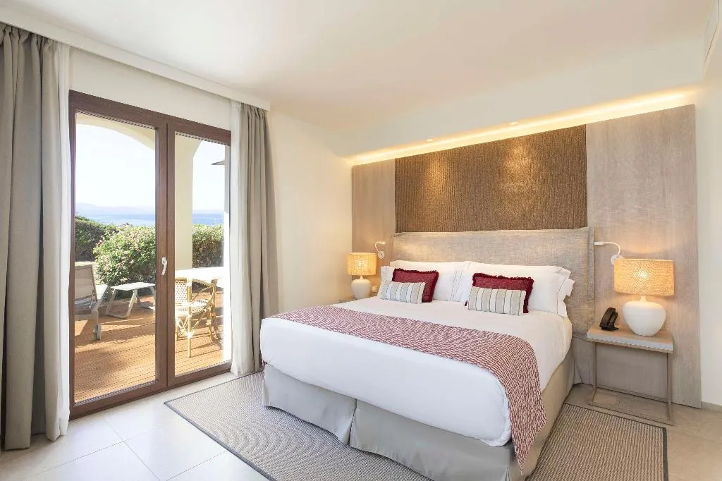 DOUBLE SEA VIEW Room, Mangia's Santa Teresa Sardinia, Curio Collection, Olbia