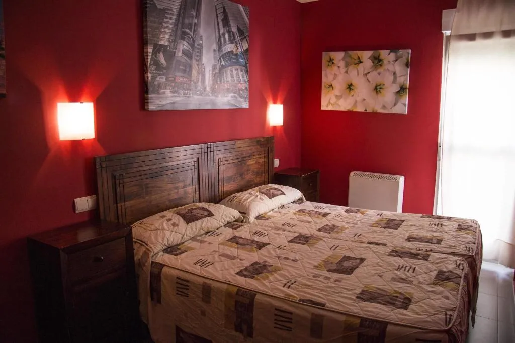 Room, Apartahotel Collarubio, Madrid