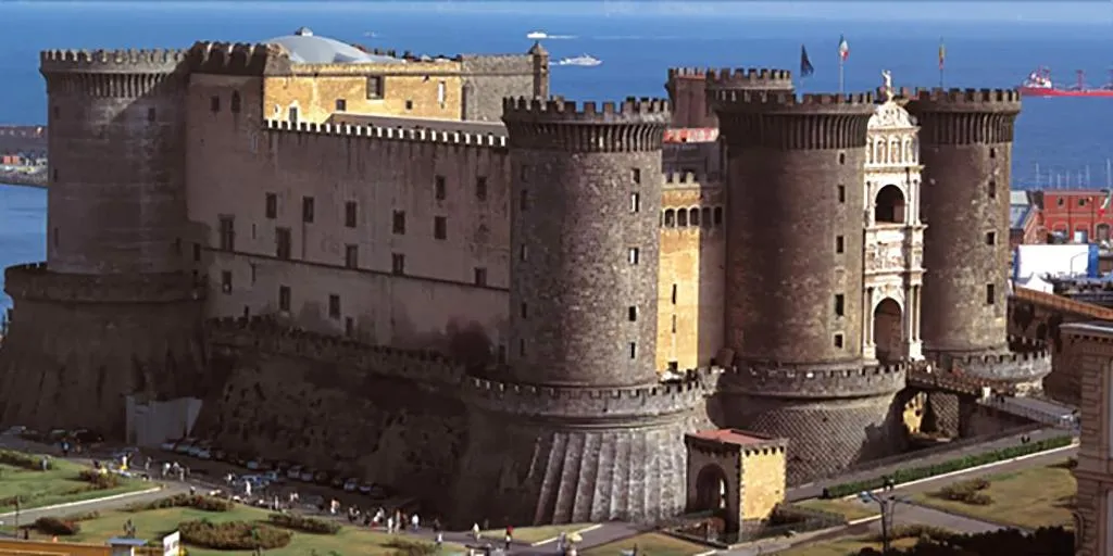 General view, B&B Central City, Naples