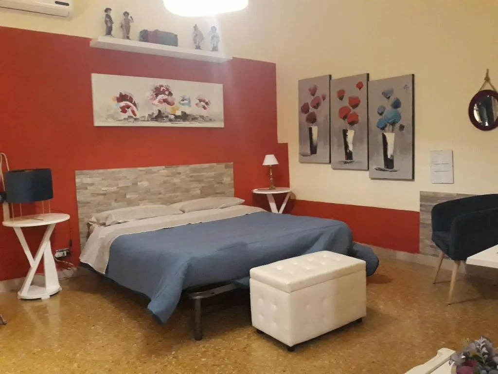 Room, Bbx Palermo, Catania