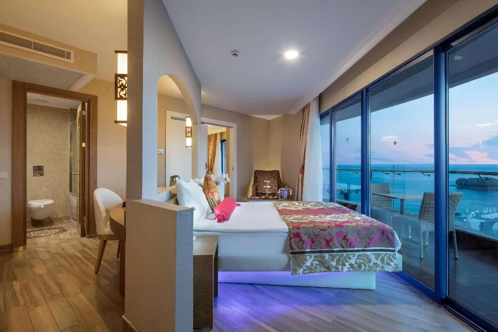 Room, Granada Luxury Okurcalar, Antalya