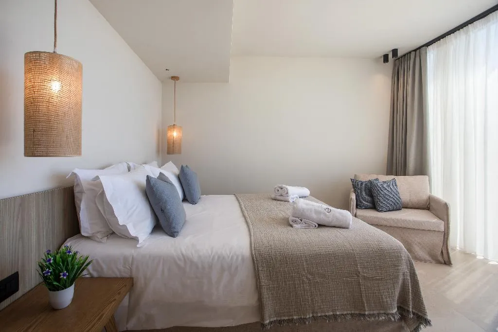 JUNIOR SUITE STANDARD Room, Este Elegant Suites and Villas, Rhodes