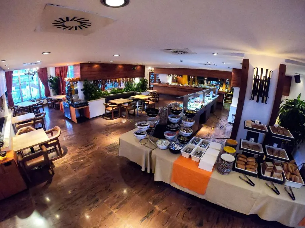 Restaurant, Hotel Apartamentos Bajondillo, Costa Del Sol