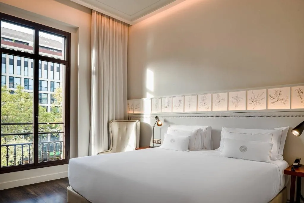 Room, Cotton House, Autograph Collection, Barcelona