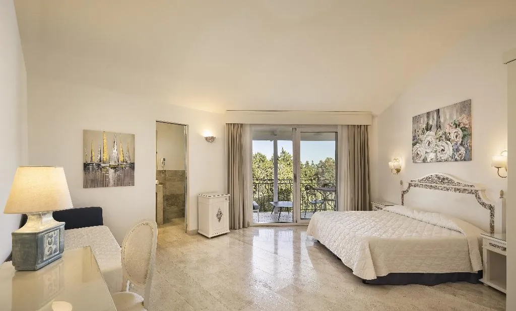JUNIOR SUITE STANDARD Room, Grand Hotel In Porto Cervo, Olbia