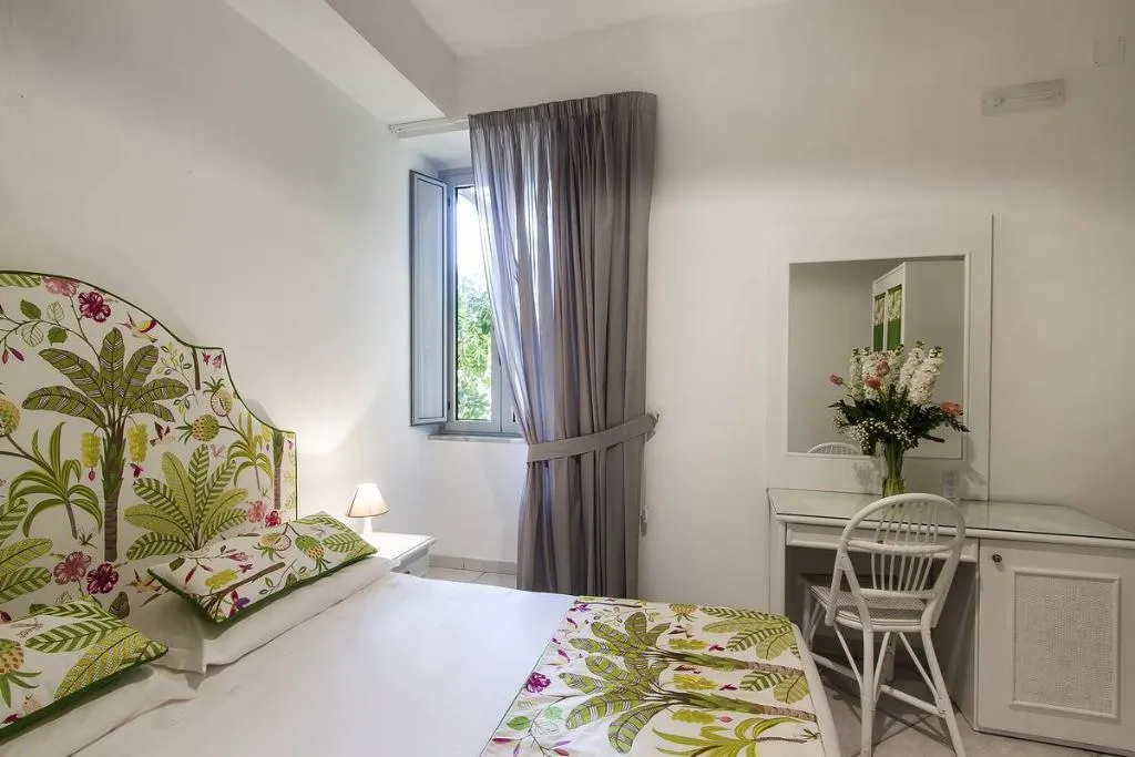 Double or Twin COMFORT Room, Palazzo Starace, Naples