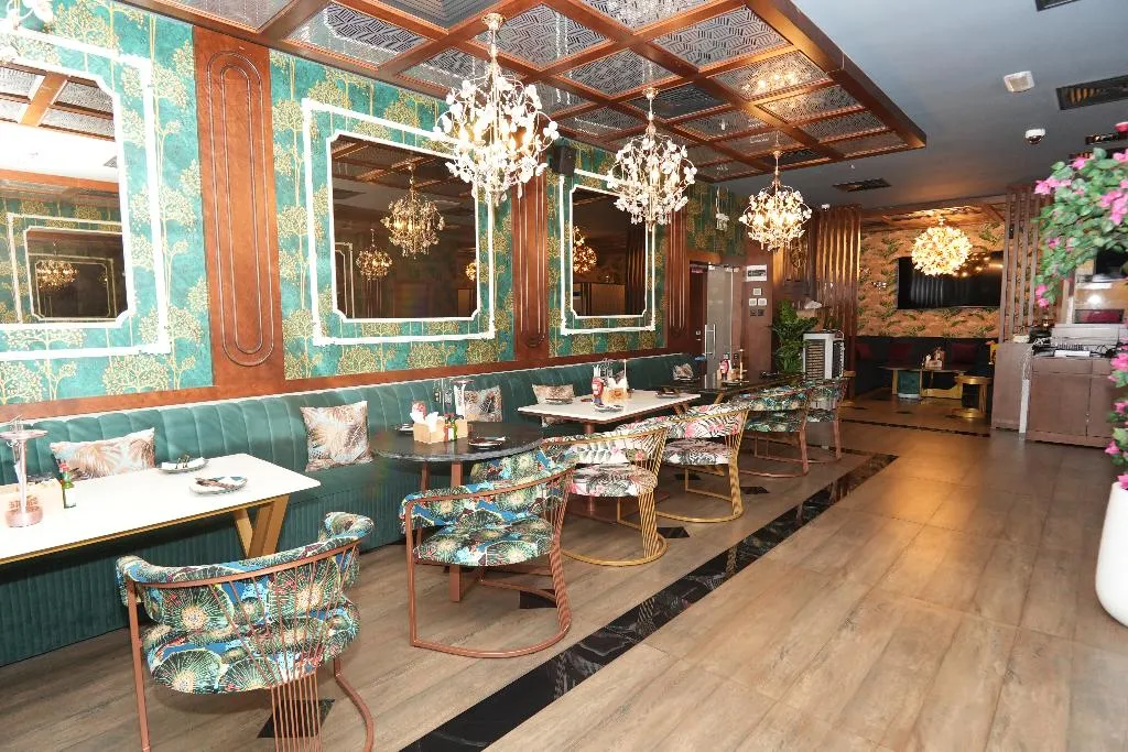 Restaurant, Concorde Creek View Hotel, Dubai