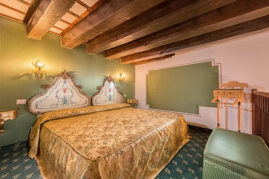 JUNIOR SUITE DUPLEX Room, Giorgione Hotel, Venice