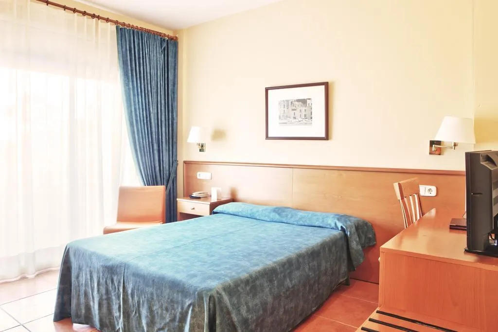 Room, Nieves Mar, Costa Brava