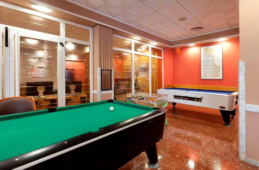 Sports and Entertainment, Cabana, Costa Blanca