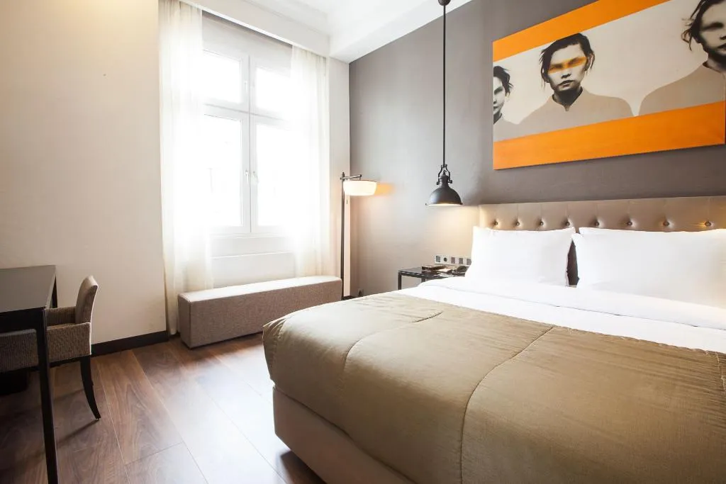 DOUBLE CLASSIC Room, Quentin XL Potsdamer Platz, Berlin