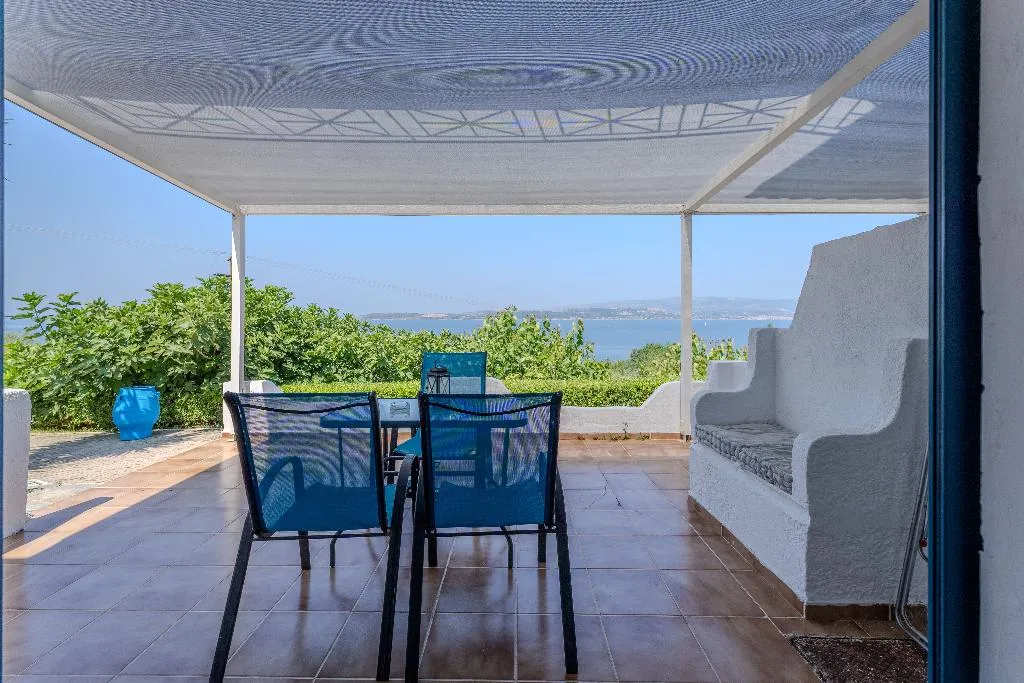 STUDIO SEA VIEW CAPACITY 4 Room, Metaxatos Apartments, Kefallinia