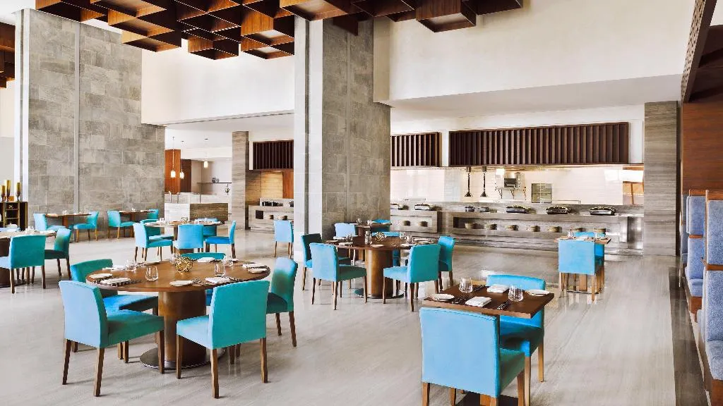 Restaurant, Holiday Inn Dubai Al Maktoum, Dubai