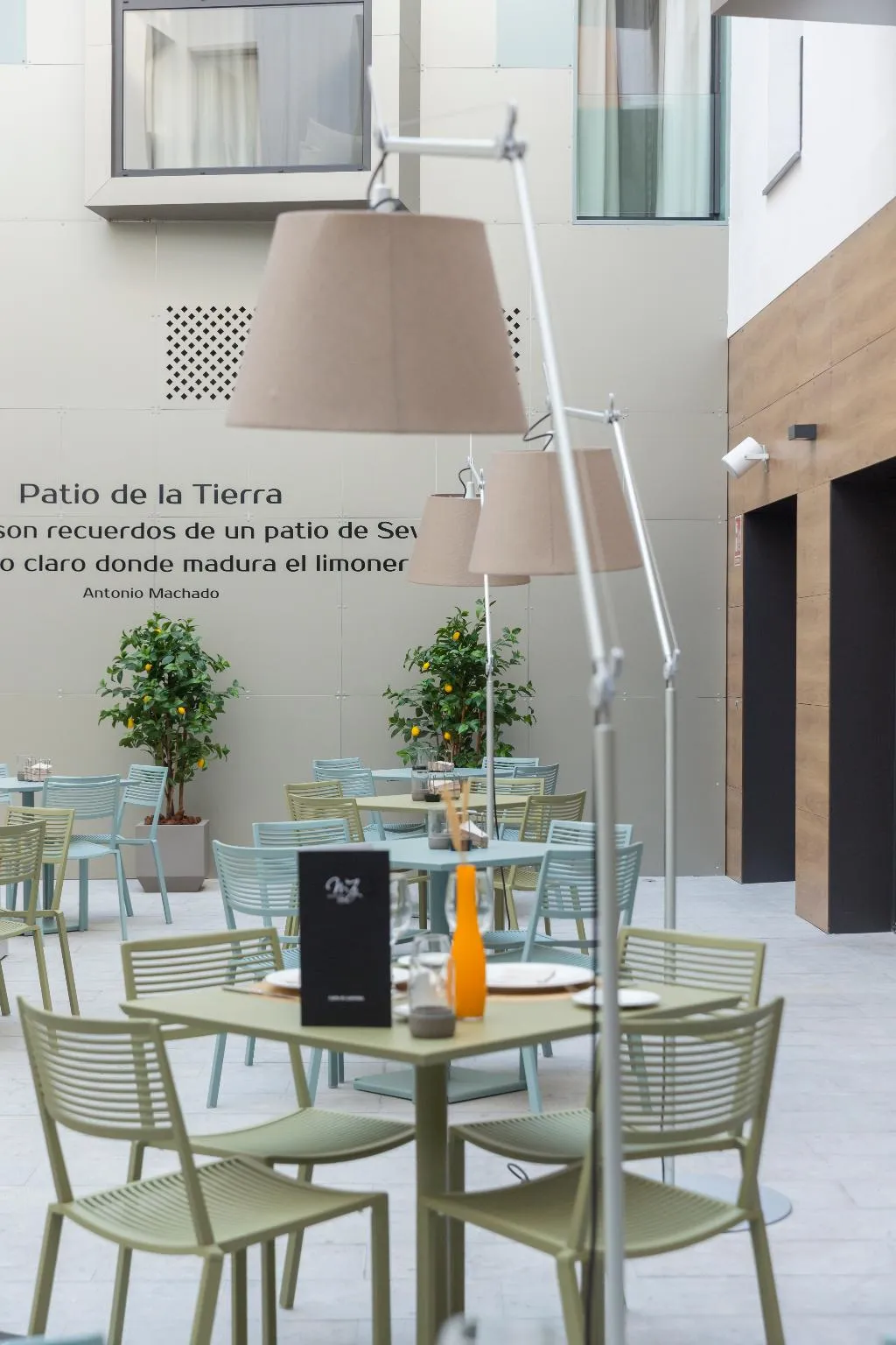 Restaurant, Macia Sevilla Kubb, Seville