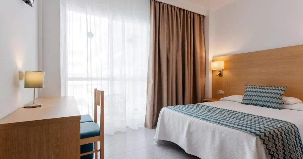 Room, Riutort, Majorca