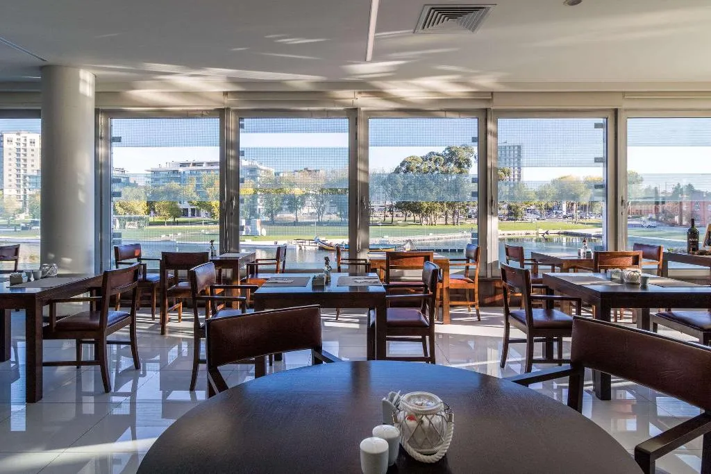 Restaurant, Melia Ria, Algarve