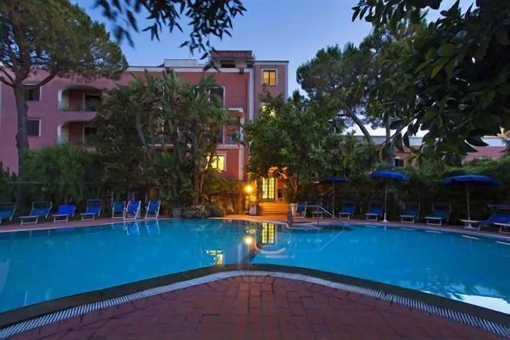 Pool, Terme San Valentino, Naples
