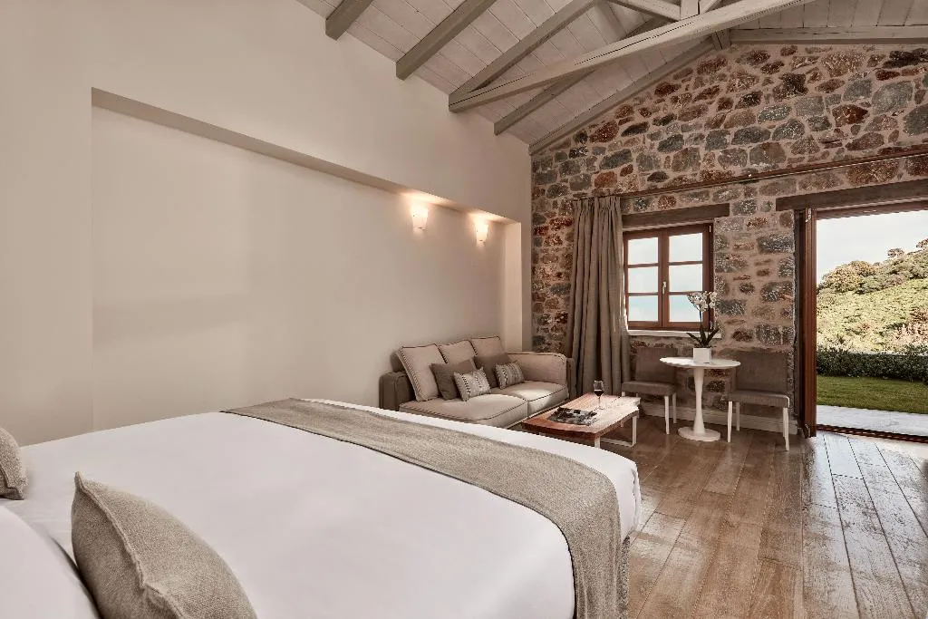SUITE SEA VIEW HONEYMOON Room, 100 Rizes Seaside Resort, Athens
