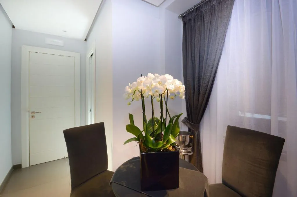 Room, Barbarella Suite, Naples