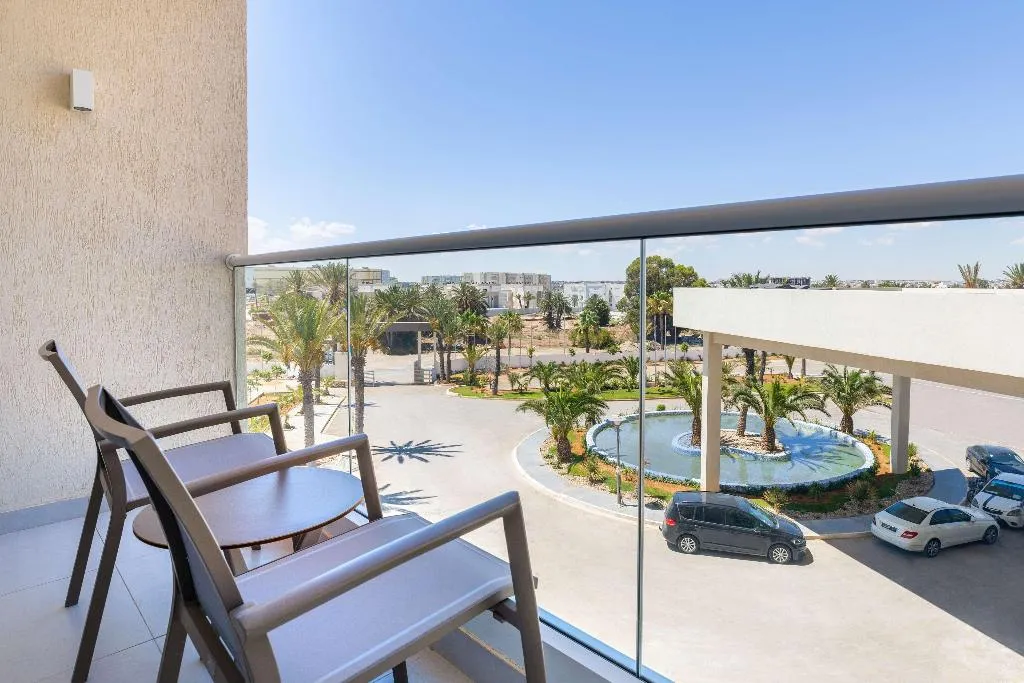 SUITE DELUXE ONE BEDROOM Room, Hilton Skanes Monastir Beach Resort, Tunisia